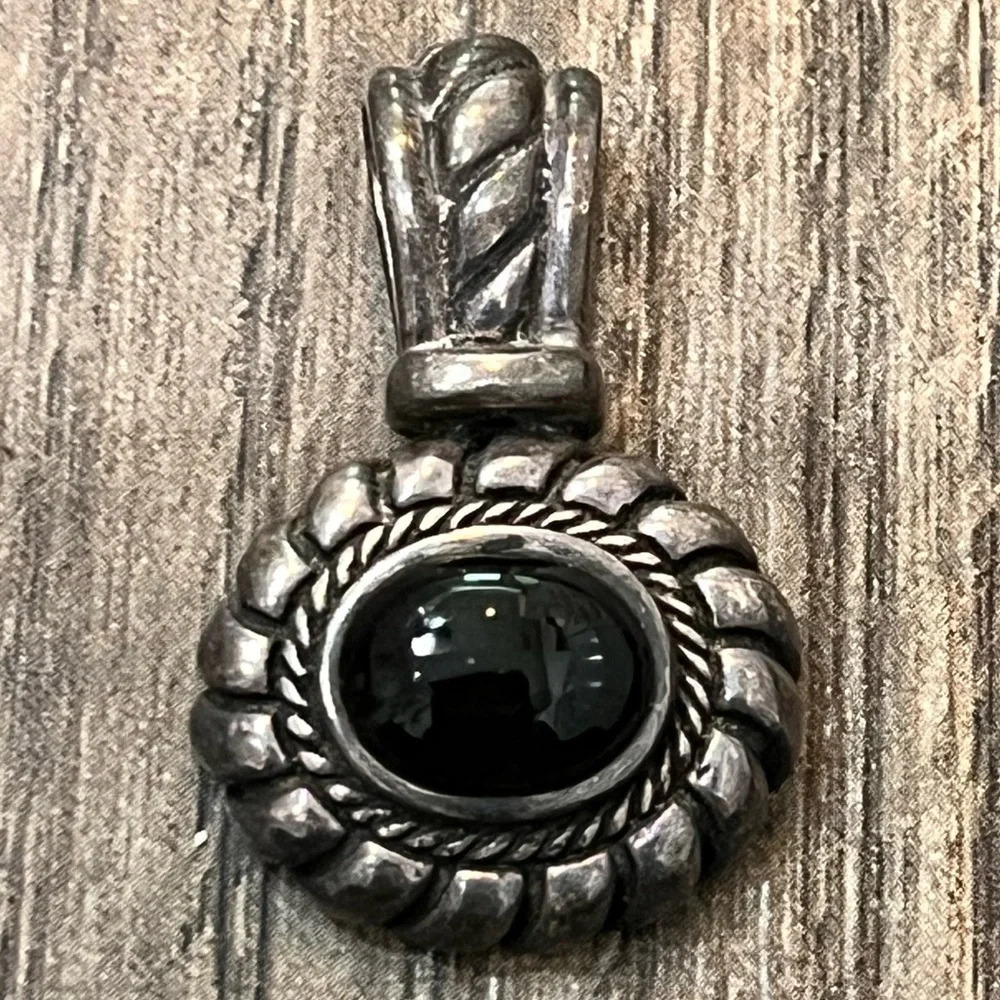 FINAL PRICE 925 Sterling Silver Vintage Black Onyx Pendant